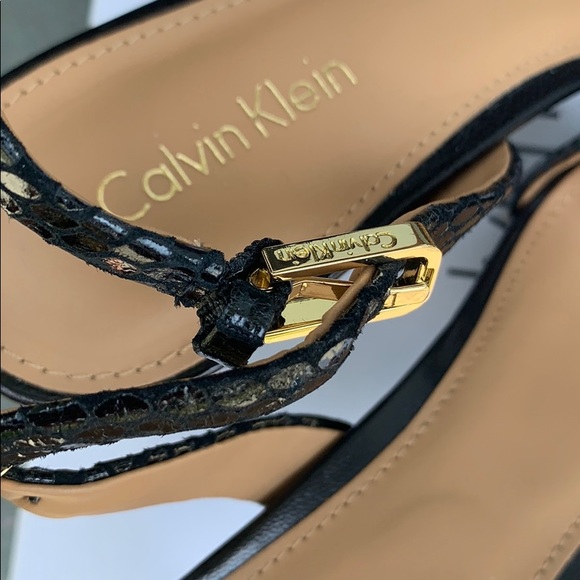 NWT💕 Calvin Klein Lorren Leather Sandal High Heel - Picture 5 of 7